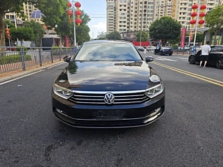 VOLKSWAGEN MAGOTAN 2017