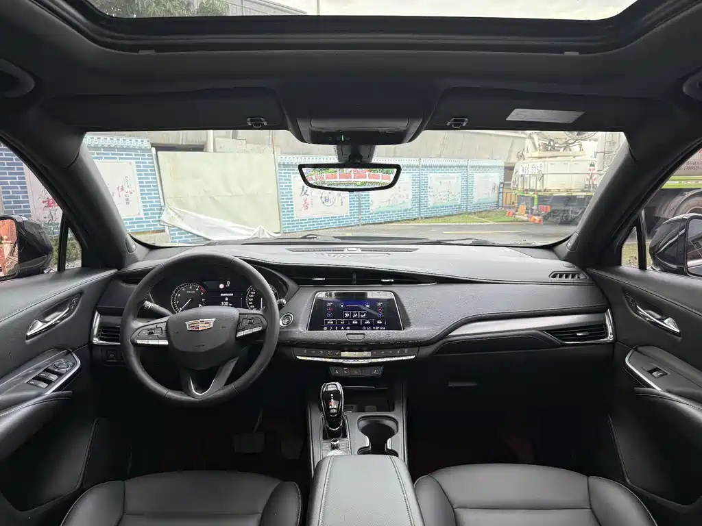 CADILLAC XT4 2020