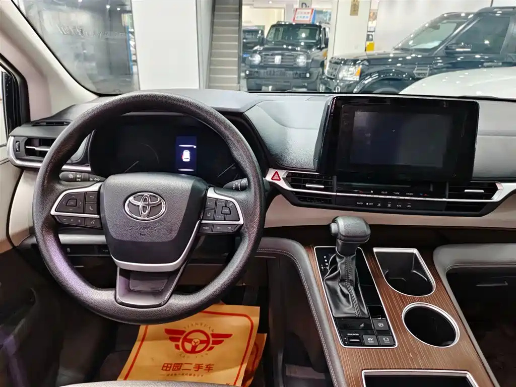 TOYOTA SIENNA SIENNA 2023