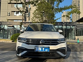 VOLKSWAGEN TIGUAN L  2022