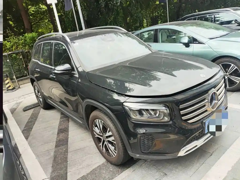 MERCEDES BENZ GLB 2023