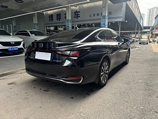 LEXUS ES 2025 YEAR 200 EDITION 2025