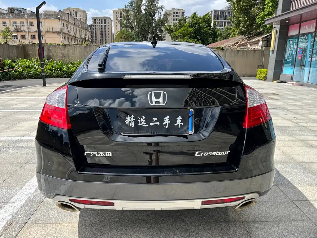 HONDA CROSSTOUR 2015