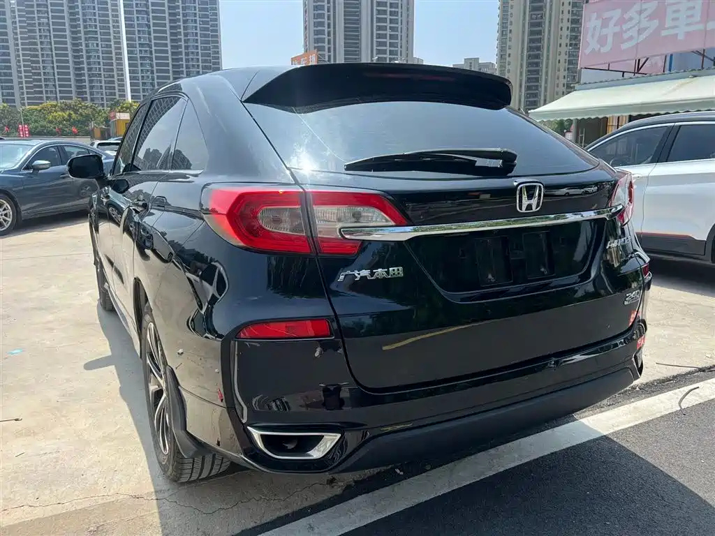 HONDA AVANCIER 2017