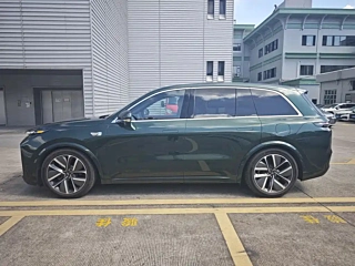 LI AUTO L8  2024 YEAR PRO 2024