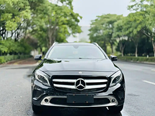 MERCEDES BENZ GLA 2016