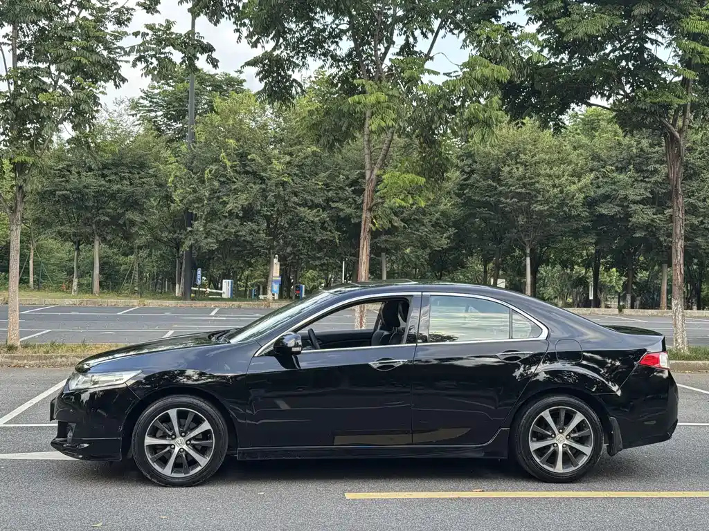 HONDA SI PLATINUM 2010