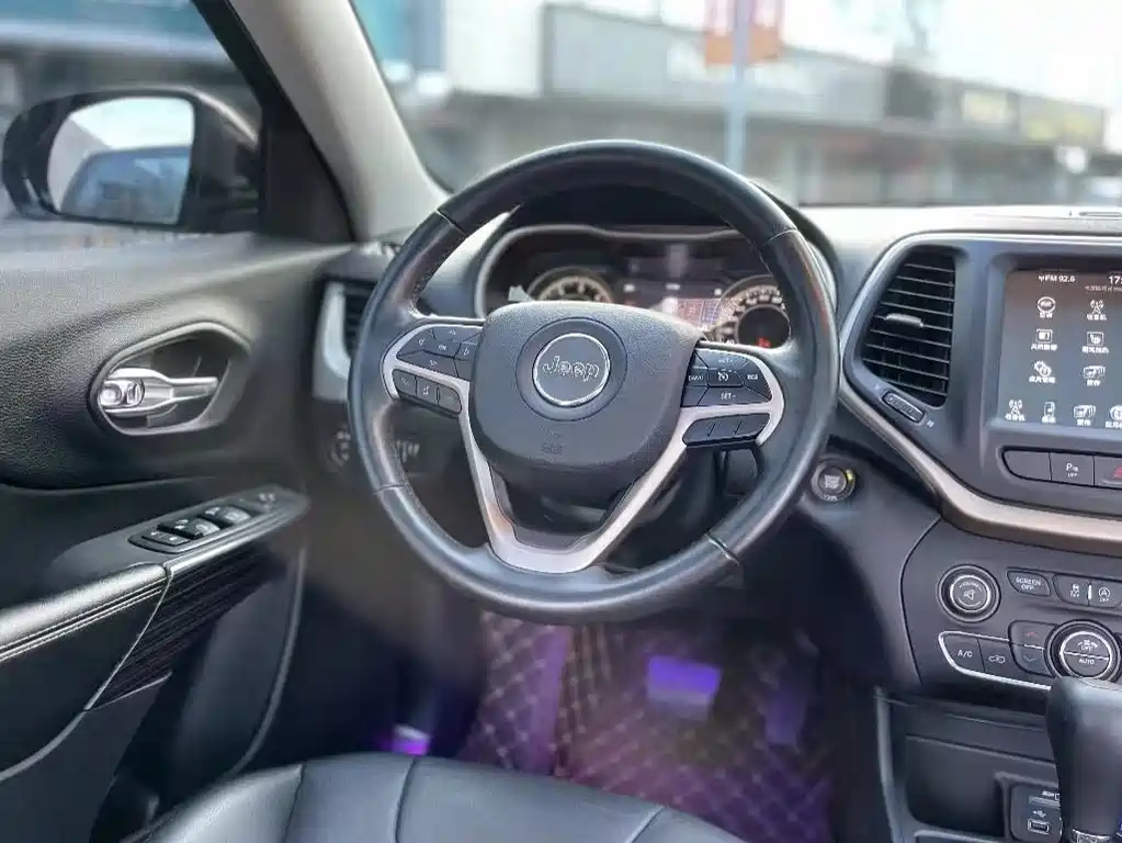 JEEP CHEROKEE 2016