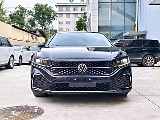 VOLKSWAGEN PASSAT 2022
