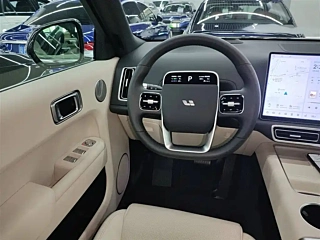 LI AUTO L9  2022 YEAR MAX 2022