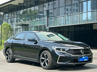 VOLKSWAGEN PASSAT 2023