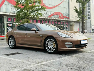 PORSCHE PANAMERA  2010