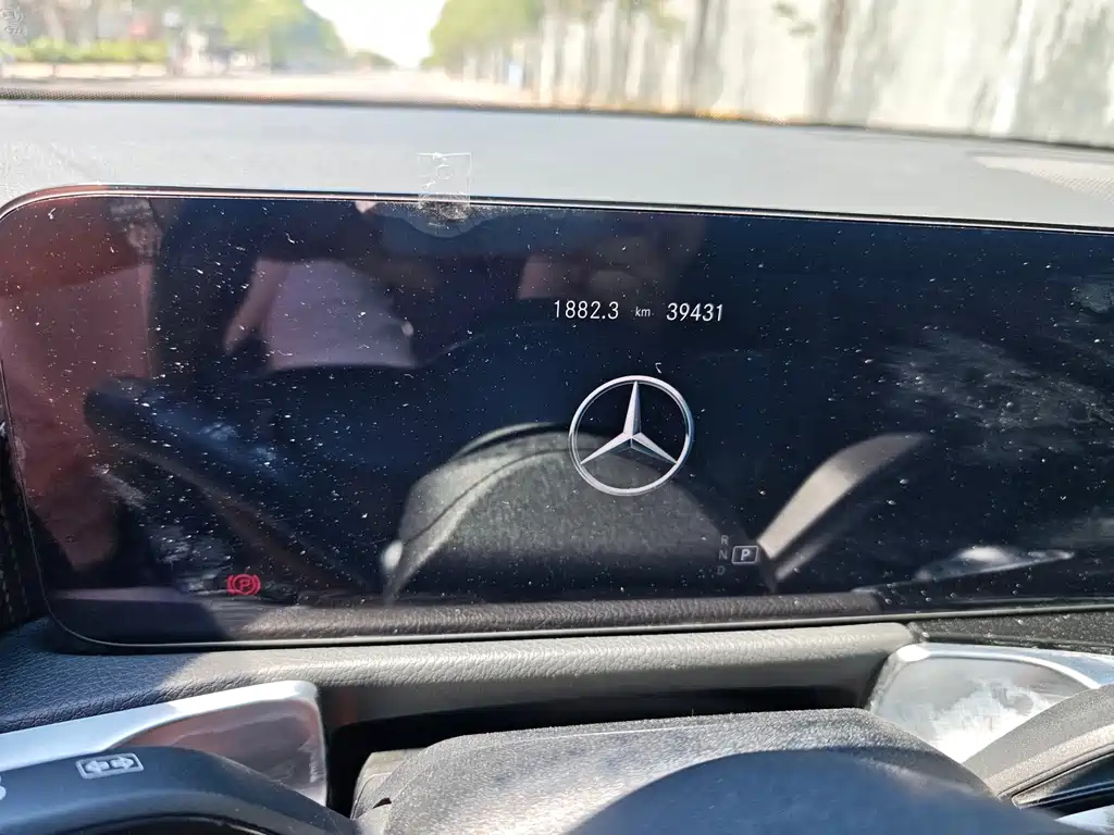 MERCEDES BENZ GLB 2021