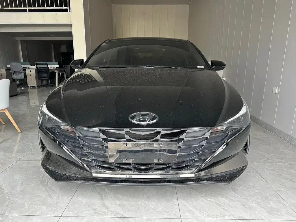HYUNDAI ELANTRA 2022