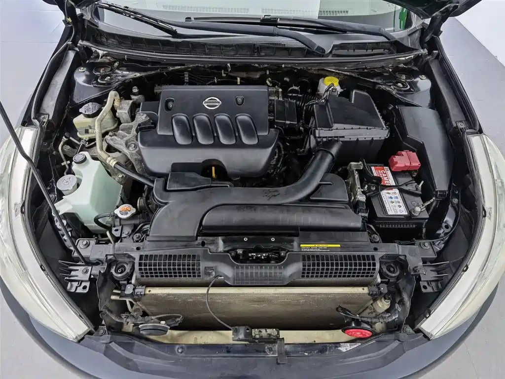 NISSAN TEANA 2011