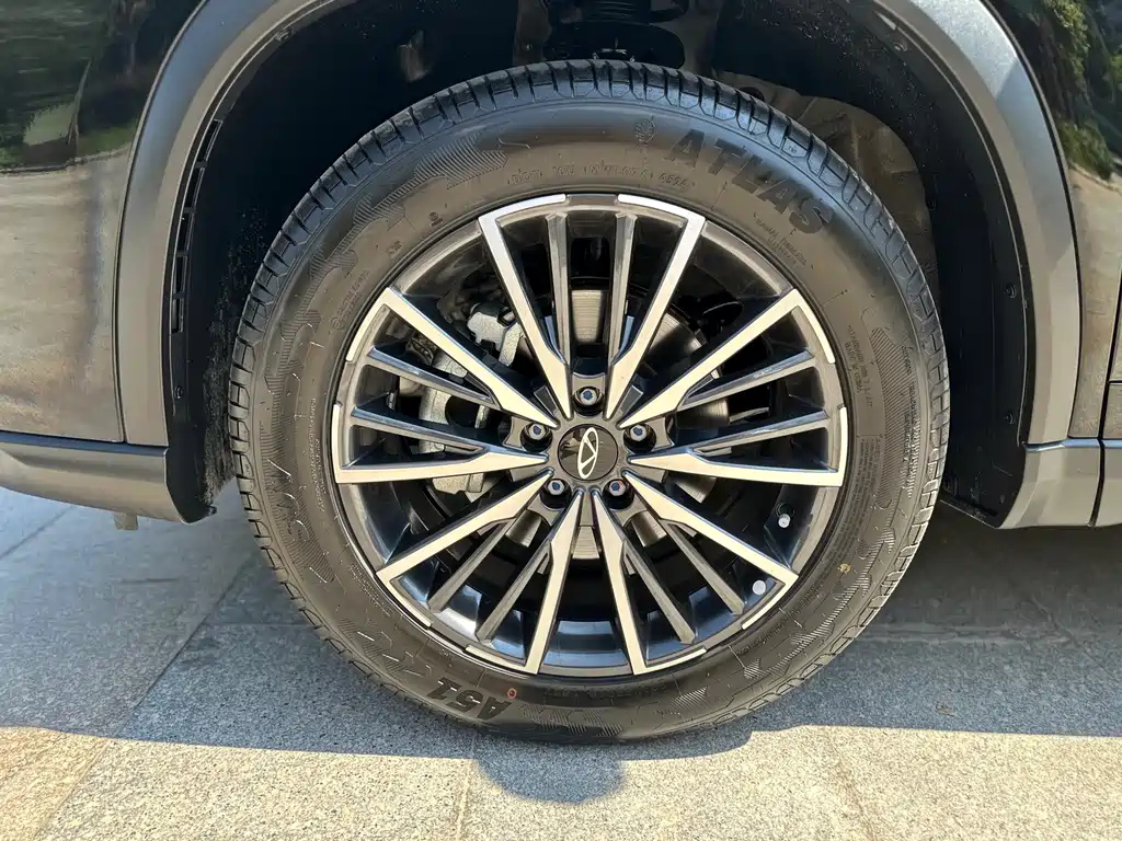 CHERY TIGGO 8 PRO 2025