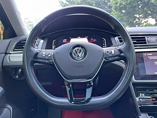 VOLKSWAGEN LAMANDO 2021 YEAR 280TSI DSG LUXURY PHANTOM EDITION 2021
