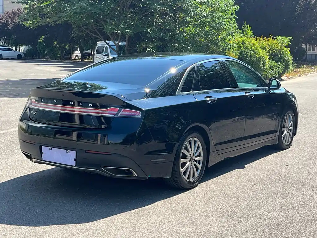 LINCOLN MKZ 2019