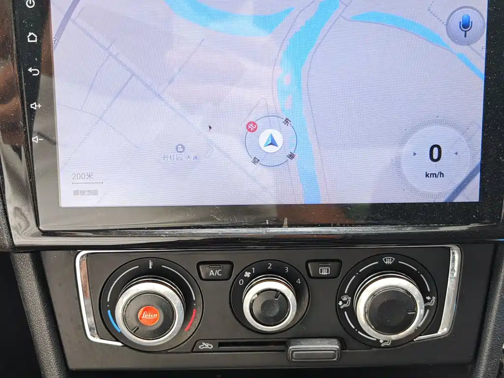 VOLKSWAGEN JETTA 2015