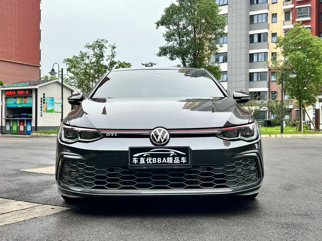 VOLKSWAGEN GOLF GTI 2021