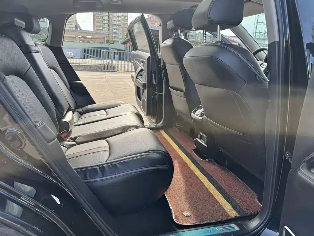 HONDA AVANCIER 2020