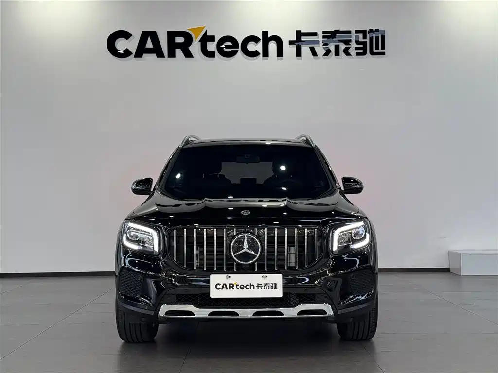 MERCEDES BENZ GLB 2023