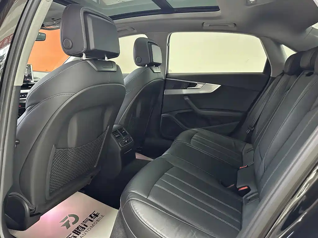 AUDI A4L 2021
