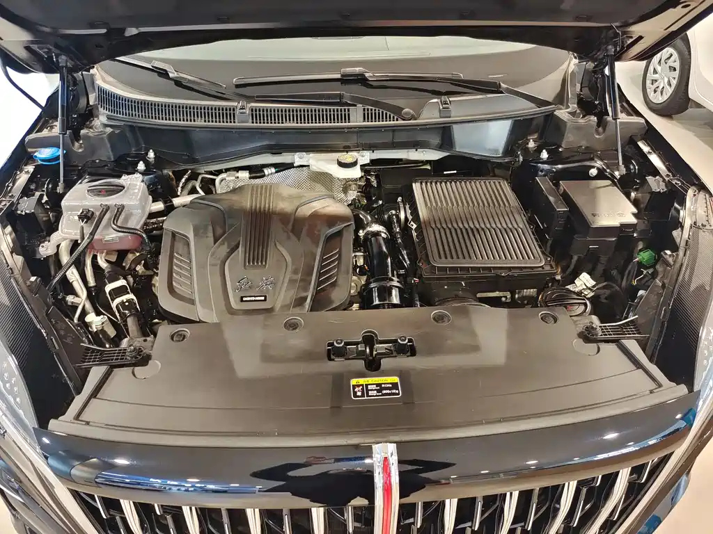 HONGQI HS3 PHEV 2025