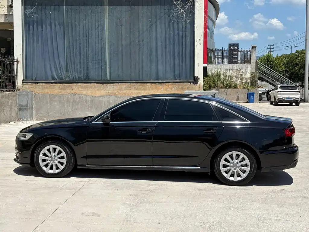 AUDI A6L 2016
