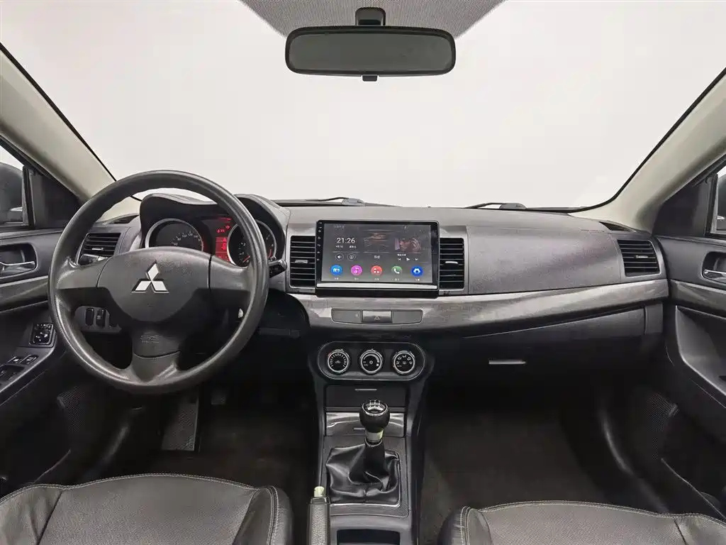 MITSUBISHI LANCER EX 2014