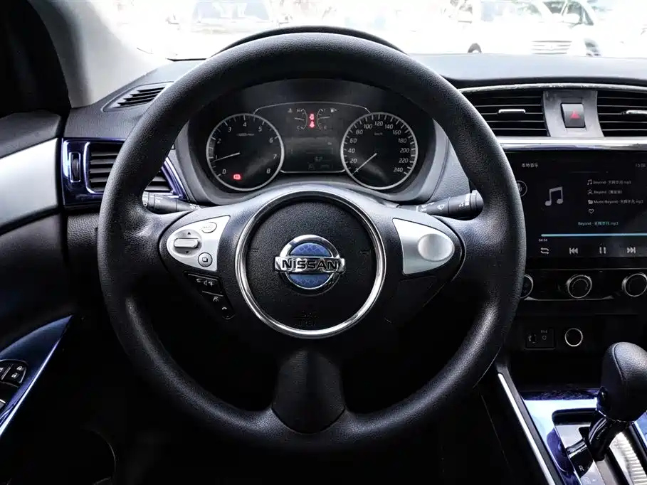 NISSAN SYLPHY 2021