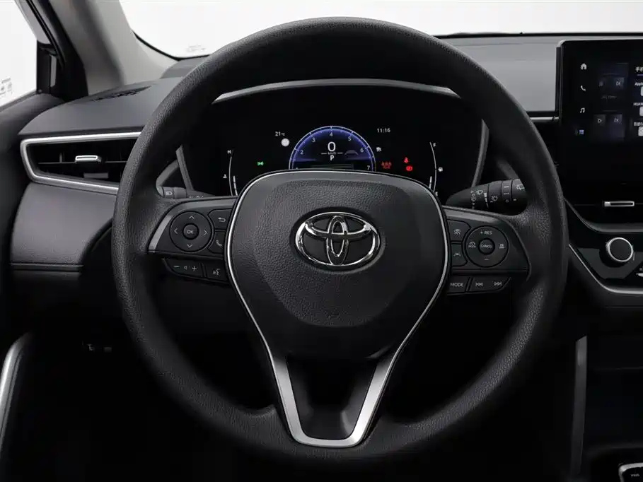 TOYOTA FRONTLANDER 2023