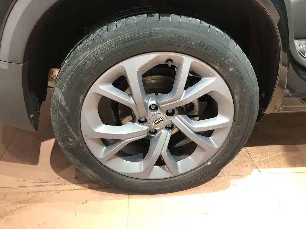 QOROS 7 2020
