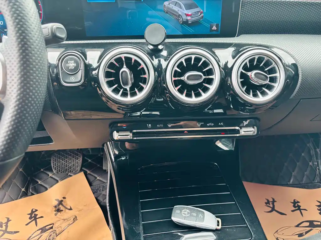 MERCEDES BENZ A-CLASS 2019