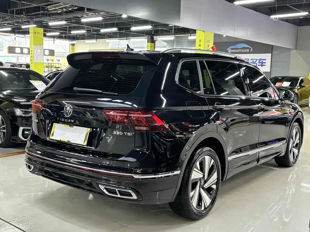 VOLKSWAGEN TIGUAN L 2023