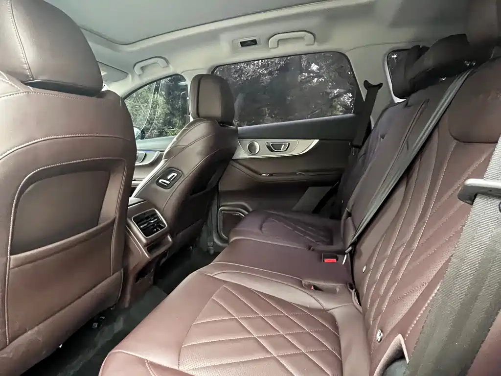 CHERY TIGGO 8 PRO 2024