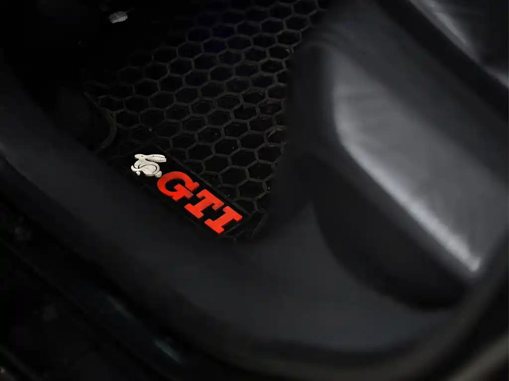 VOLKSWAGEN GOLF GTI 2012