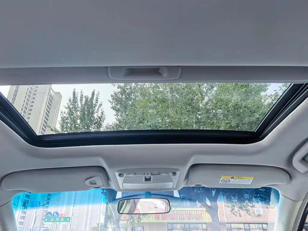 NISSAN TEANA 2018