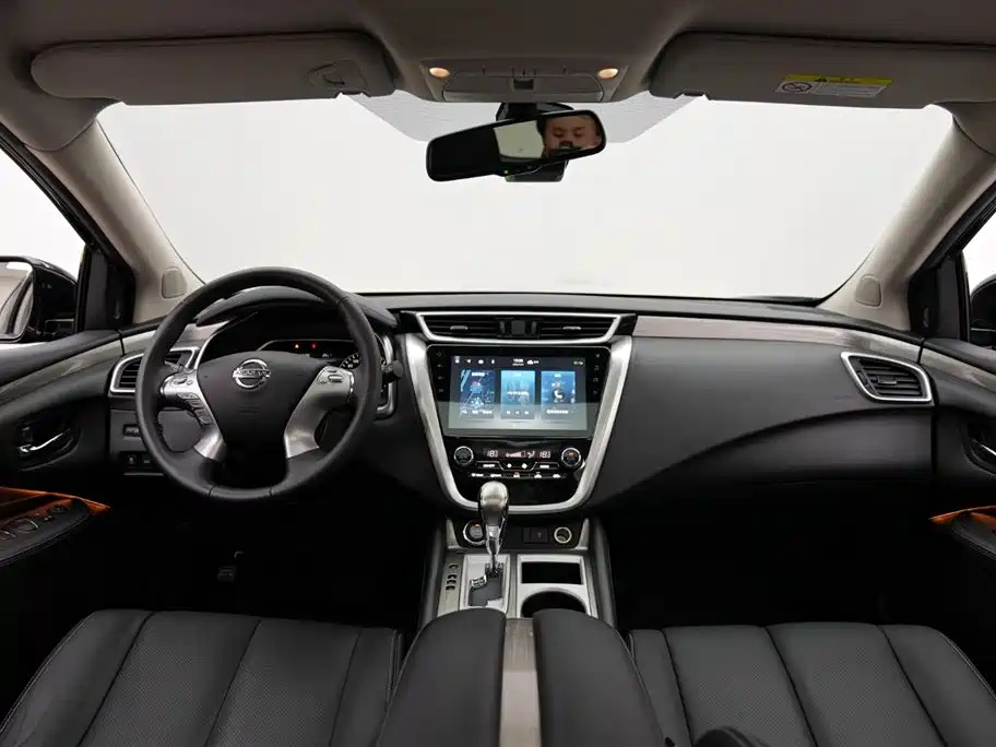 NISSAN MURANO 2023