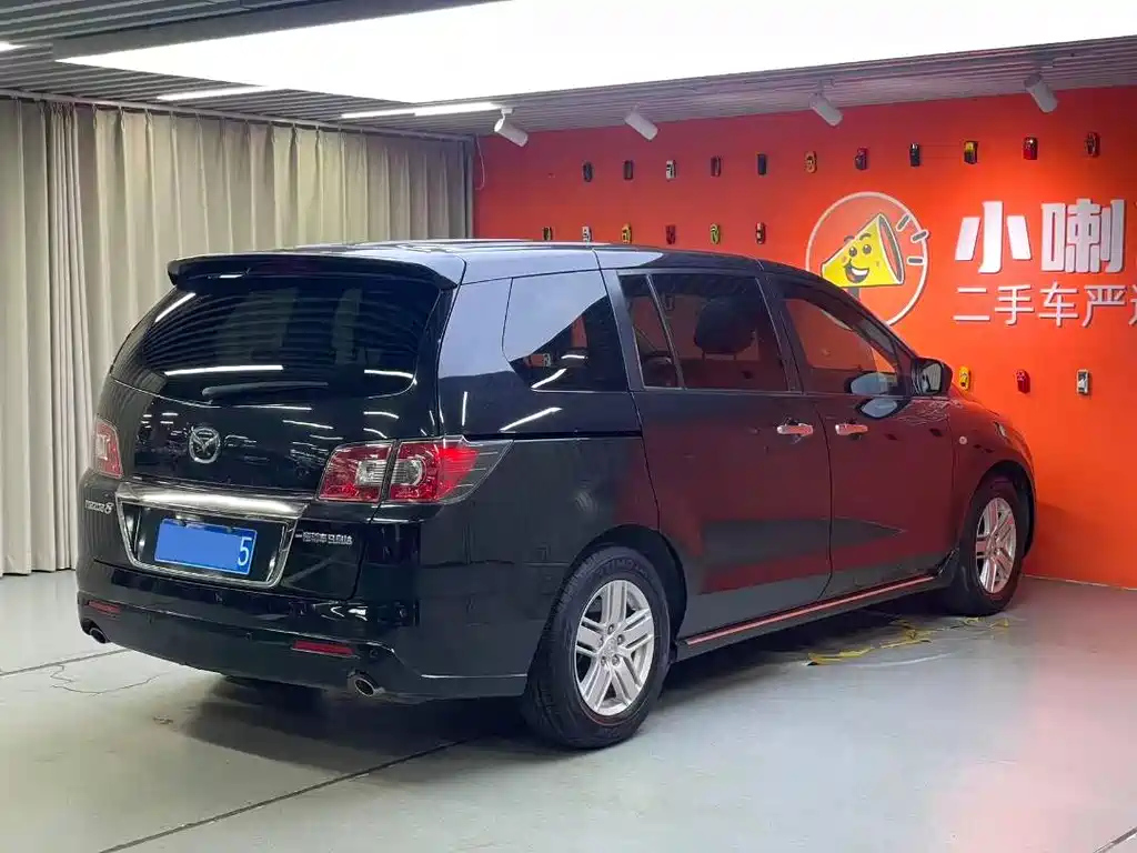 MAZDA 8 2011