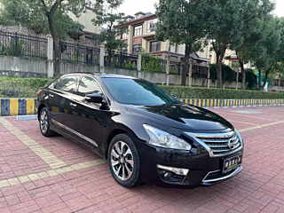 NISSAN TEANA 2015