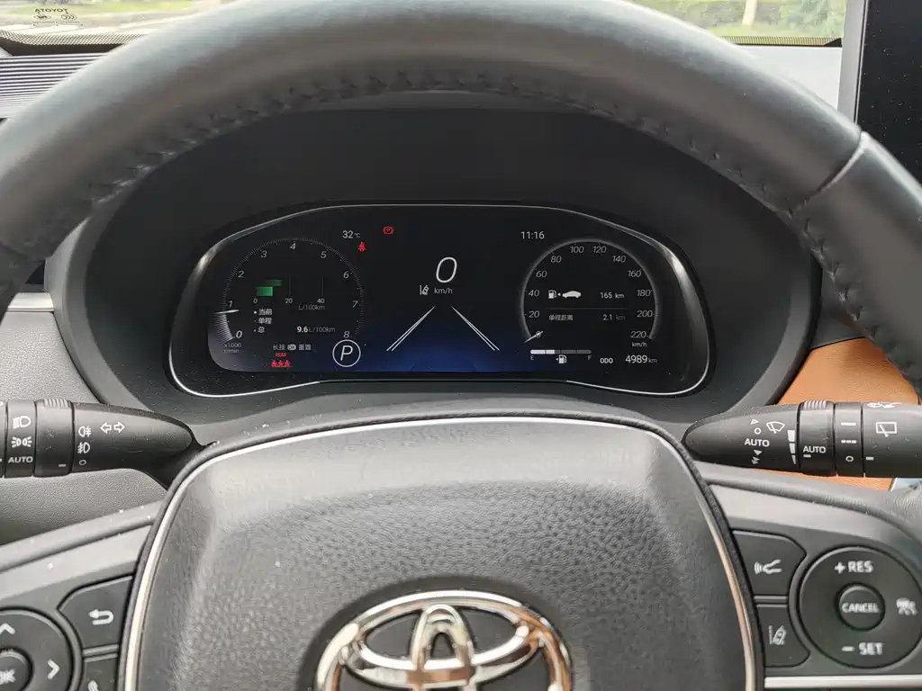 TOYOTA VENZA 2025
