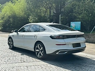 VOLKSWAGEN LAMANDO 2022 YEAR LAMANDO L 280TSI DSG EDITION 2022