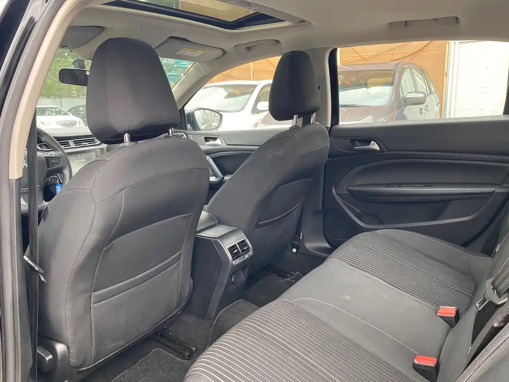 PEUGEOT 408 2014