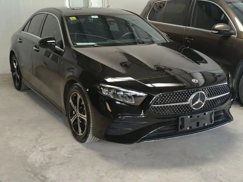 MERCEDES BENZ A-CLASS 2024