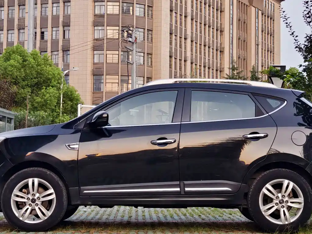 JAC REFINE S5 2015