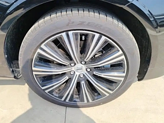 VOLVO S90  2025 YEAR B5  DELUXE EDITION 2025