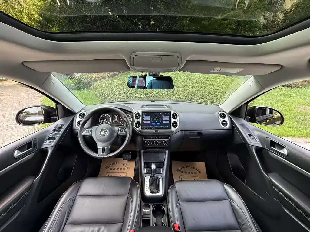 VOLKSWAGEN TIGUAN 2017