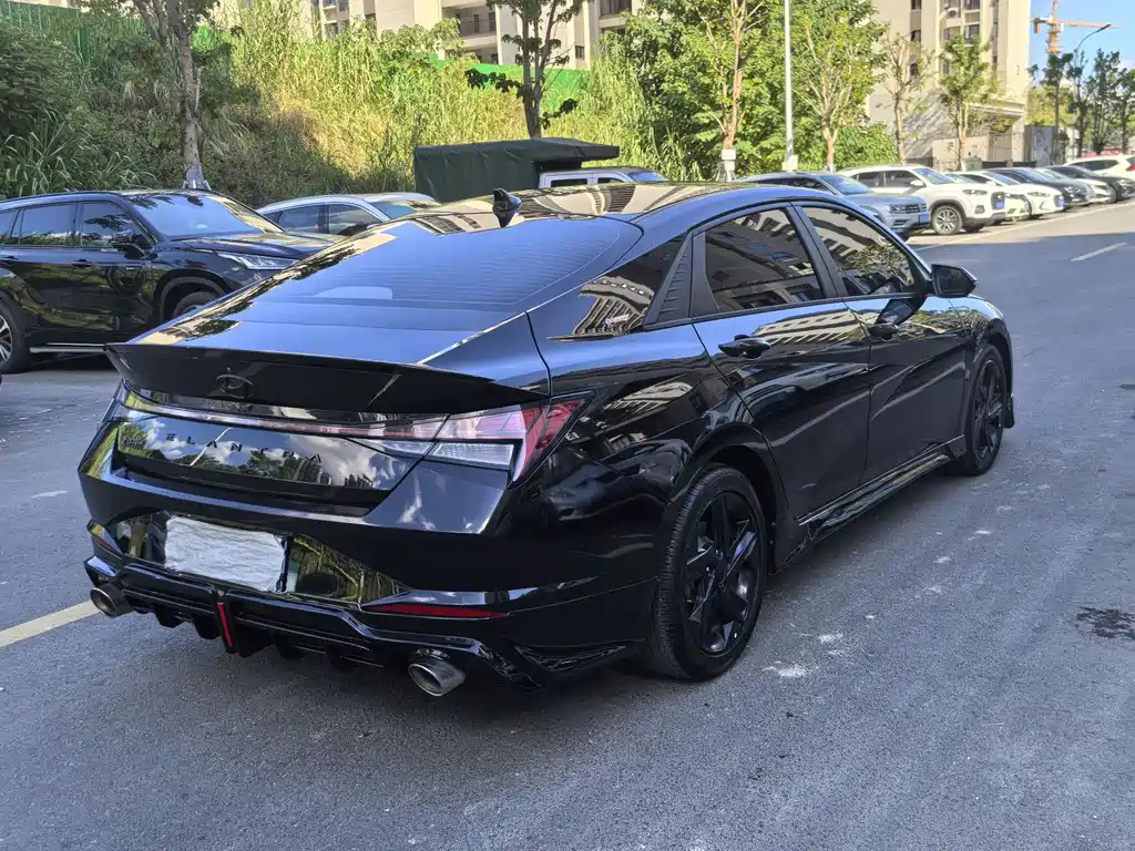 HYUNDAI ELANTRA 2022