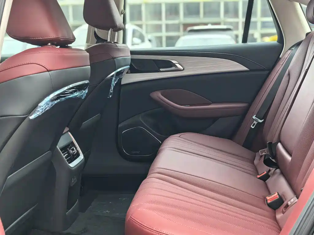 HONGQI H5 2025